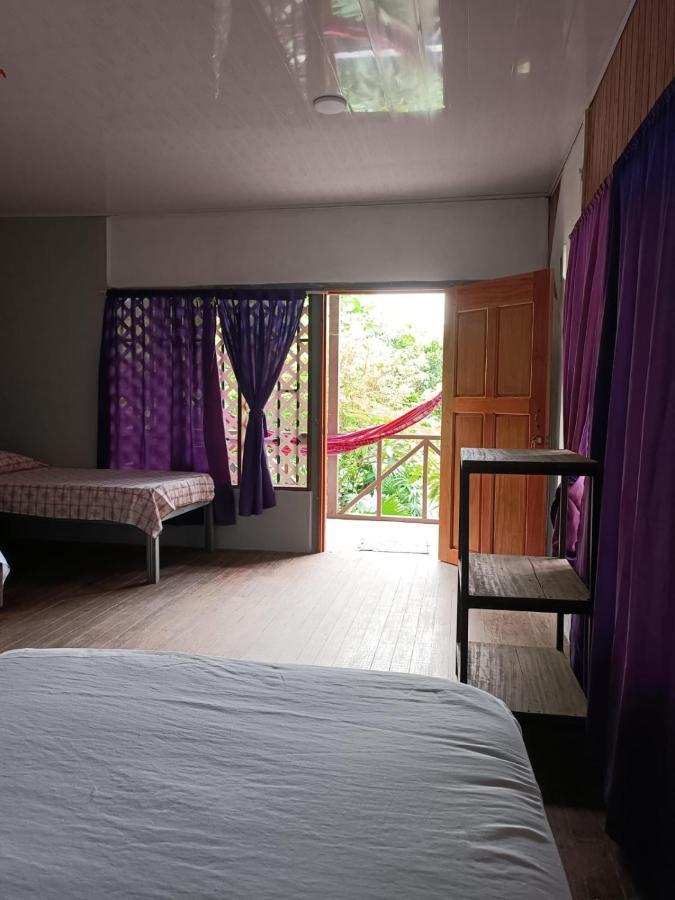 Cabinas Carol Pavones  Extérieur photo